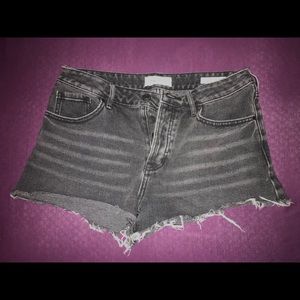 Mid rise PacSun black denim shorts